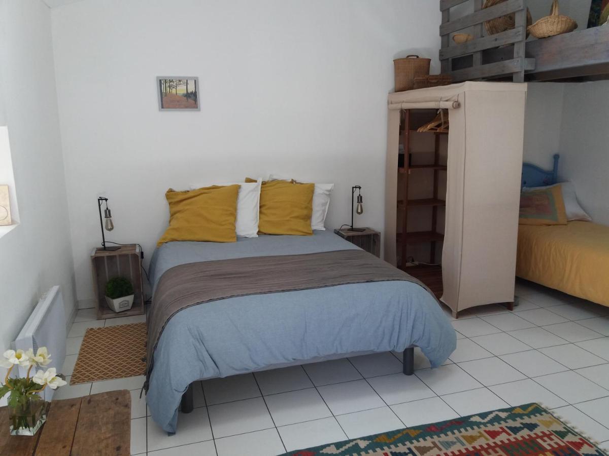 Chambre d'hôtes La Thibaudière Bressuire Esterno foto